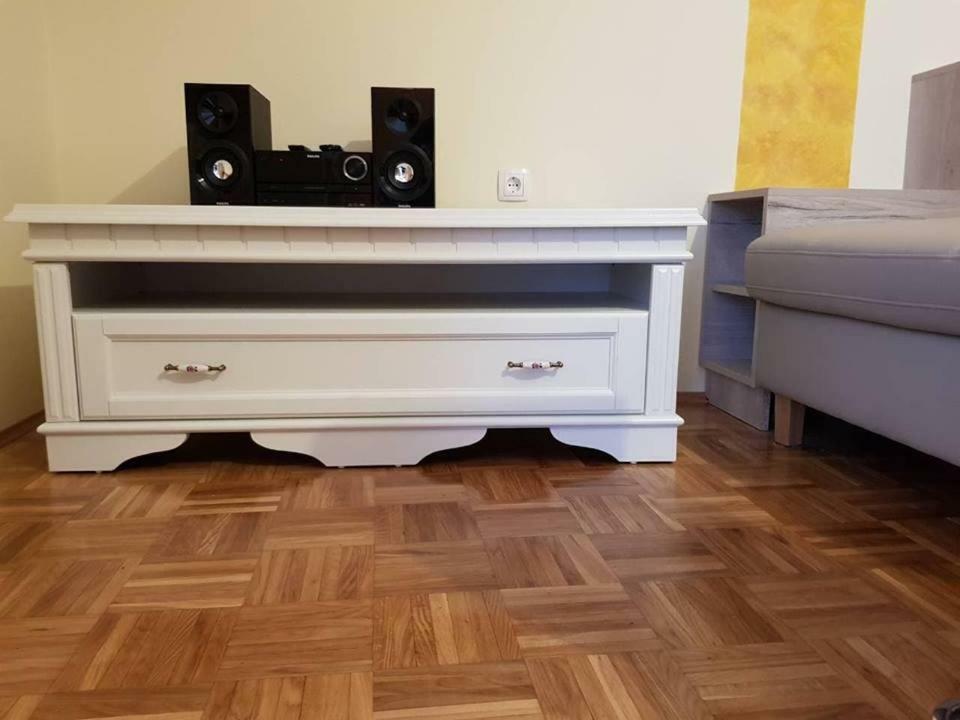 Tulpika 13 Apartment Моравске-Топлице Екстериор снимка
